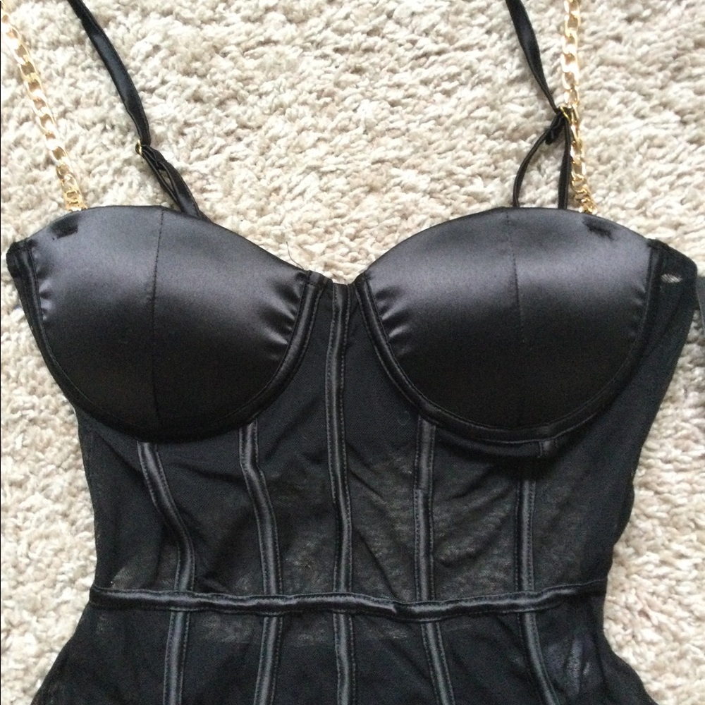 🔥🔥HOST PIC🔥🔥 Chain To You Bodysuit - Picture 3 of 13